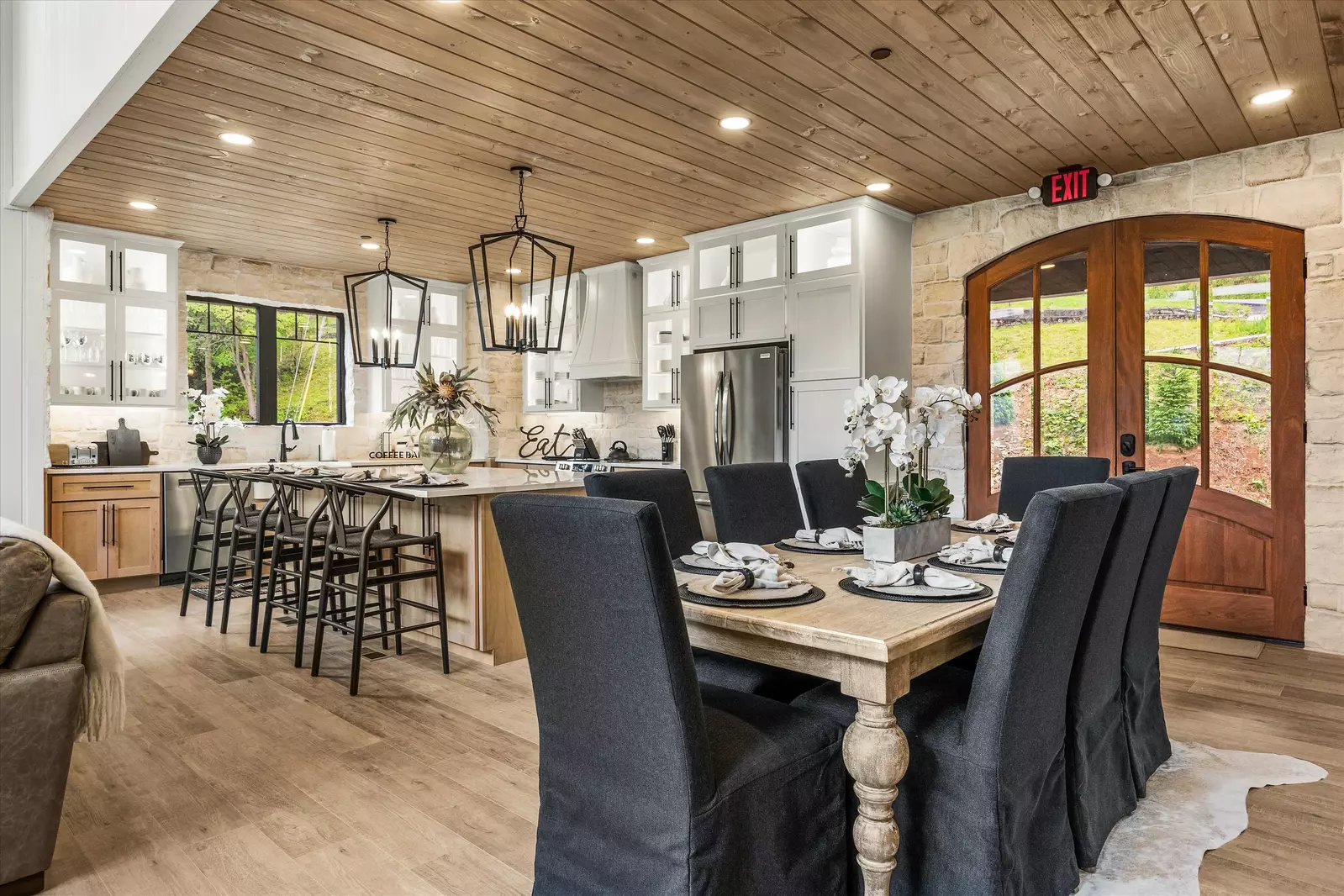 GREYSTONE HEIGHTS LODGE