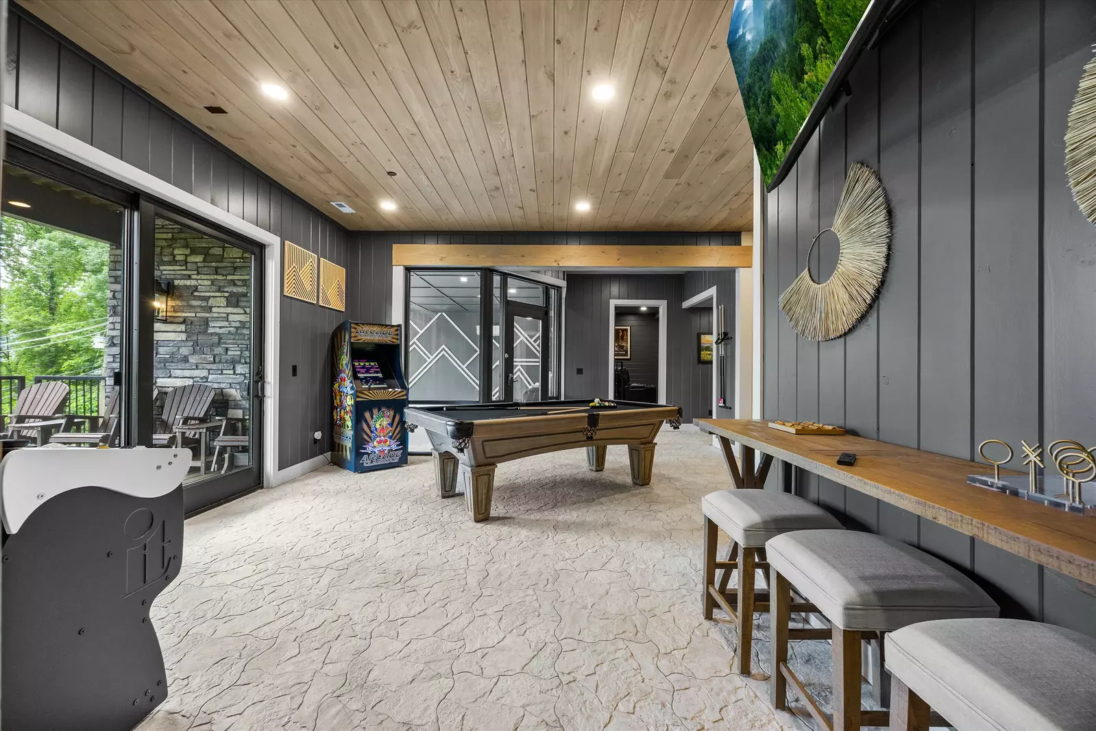 GREYSTONE HEIGHTS LODGE