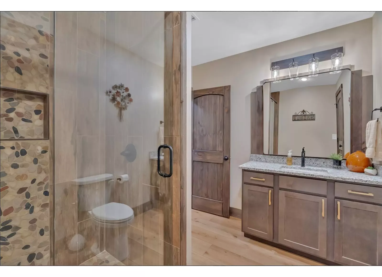 MAJESTIC ENTERTAINMENT