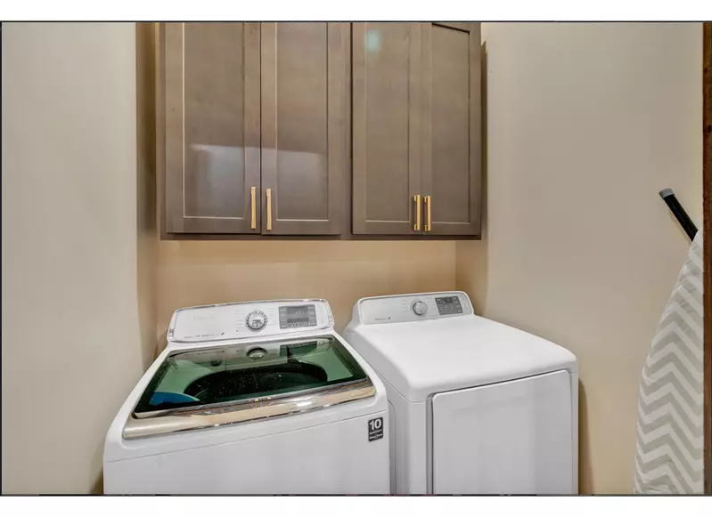 MAJESTIC ENTERTAINMENT