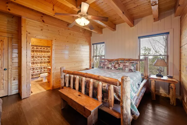 MOUNTAIN BREEZE MANOR