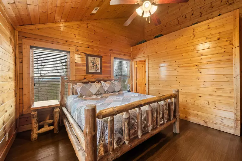 MOUNTAIN BREEZE MANOR