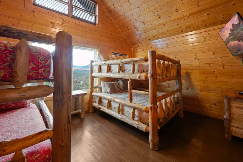 MOUNTAIN BREEZE MANOR