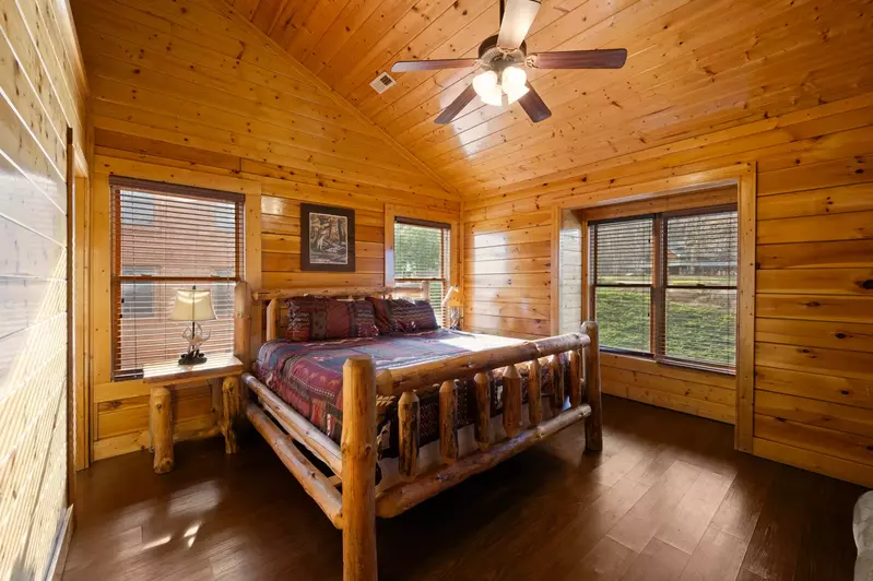 MOUNTAIN BREEZE MANOR