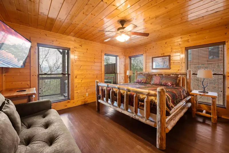 MOUNTAIN BREEZE MANOR