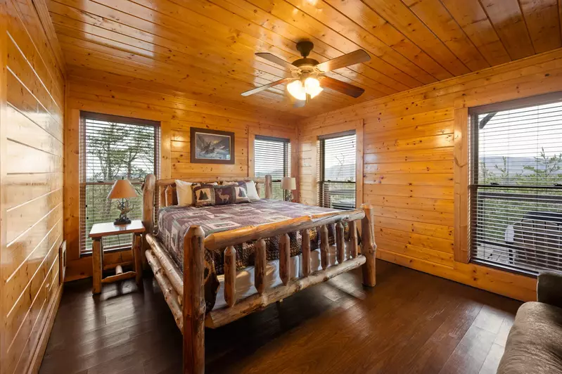 MOUNTAIN BREEZE MANOR