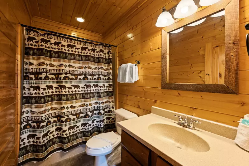 MOUNTAIN BREEZE MANOR