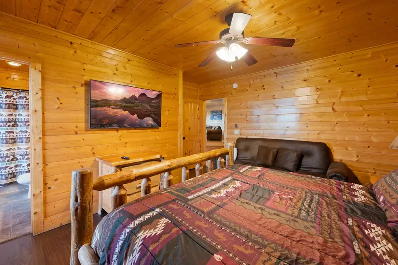 MOUNTAIN BREEZE MANOR