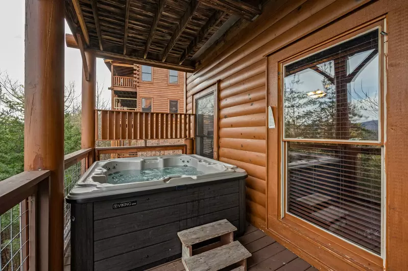 MOUNTAIN BREEZE MANOR