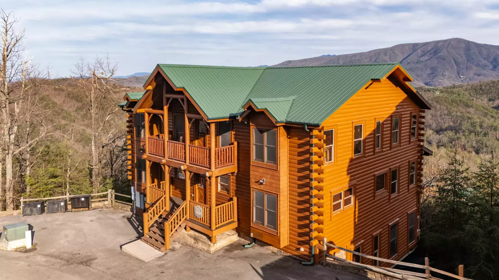 MOUNTAIN BREEZE MANOR