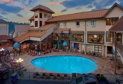 pool at Sidney James Mountain Lodge in Gatlinburg